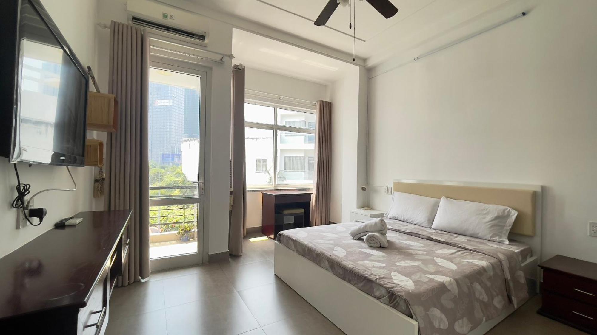 Mh Serviced Apartment Хошимин Экстерьер фото