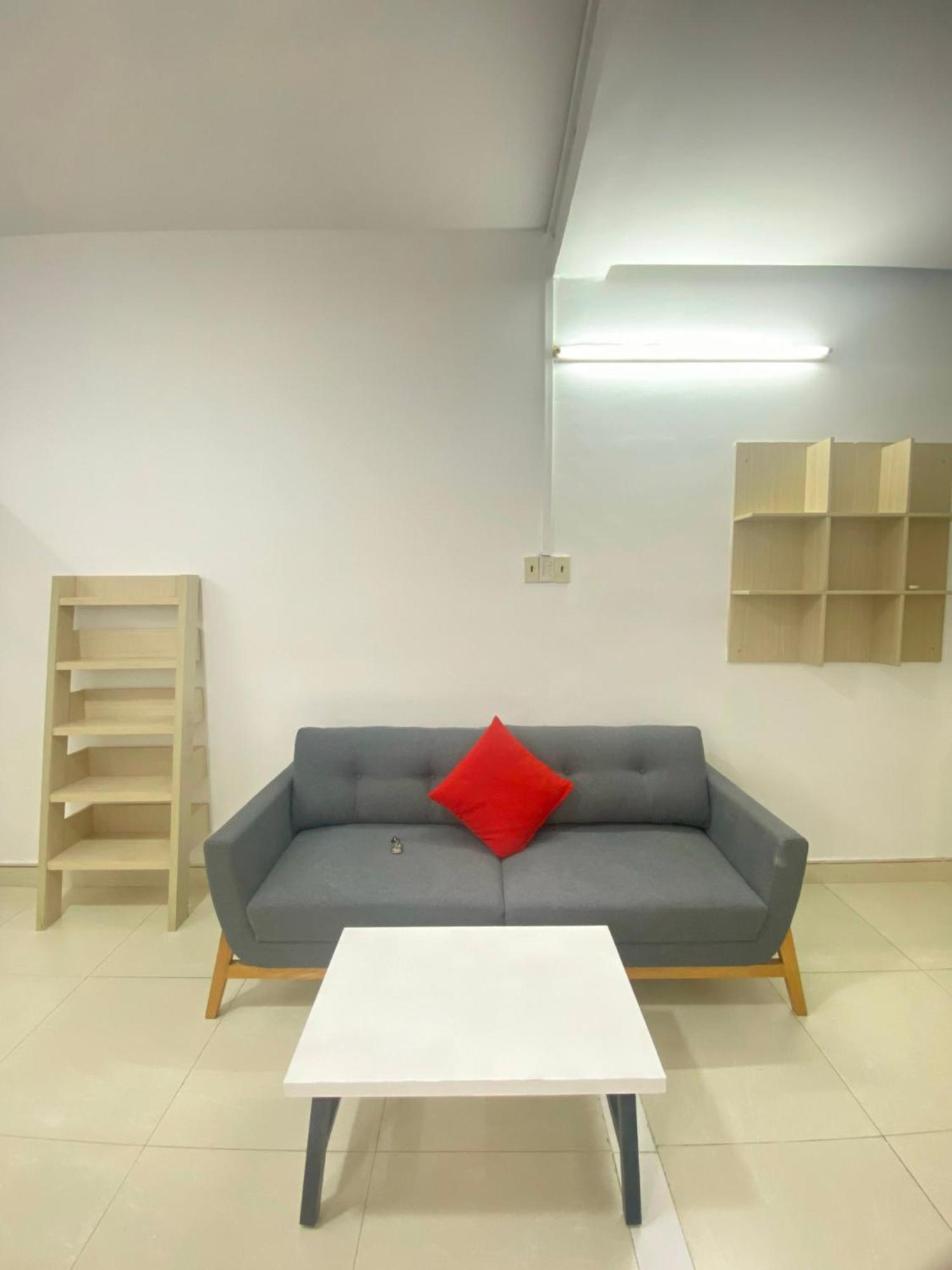 Mh Serviced Apartment Хошимин Экстерьер фото
